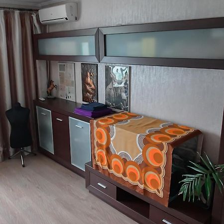 Apartment On Parkova 36 Черноморск Экстерьер фото