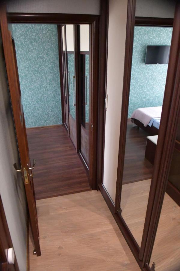 Apartment On Parkova 36 Черноморск Экстерьер фото